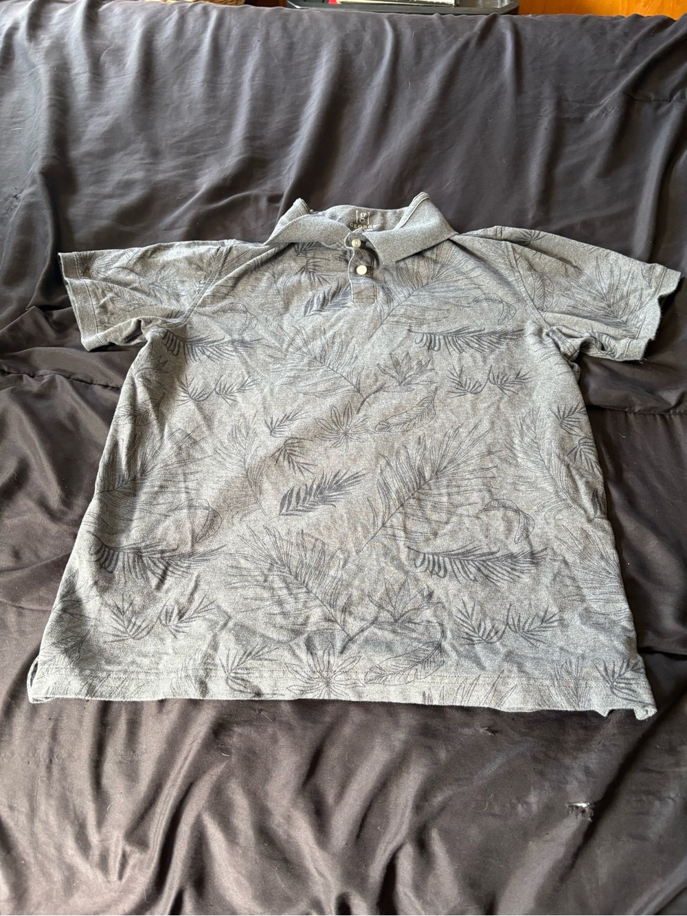 George Polo Shirt Grey Tropical Leaf Print
Men's Medium